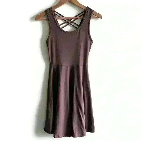 Rebel Sugar Women’s Skater Fun Party Preppy Cute Girl Dusty Pink Summer Dress XS - Picture 1 of 7